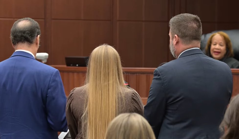 Former Kentucky Cheerleader Sentenced to 10 Years for Infant’s Death