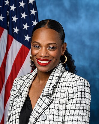 Summer L. Lee