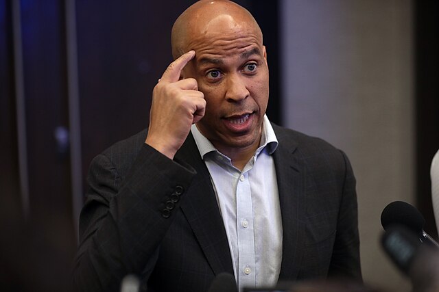 Cory Booker Staffer Reportedly Arrested On Gun Charges Shortly Before His Boss Gave Marathon Speech