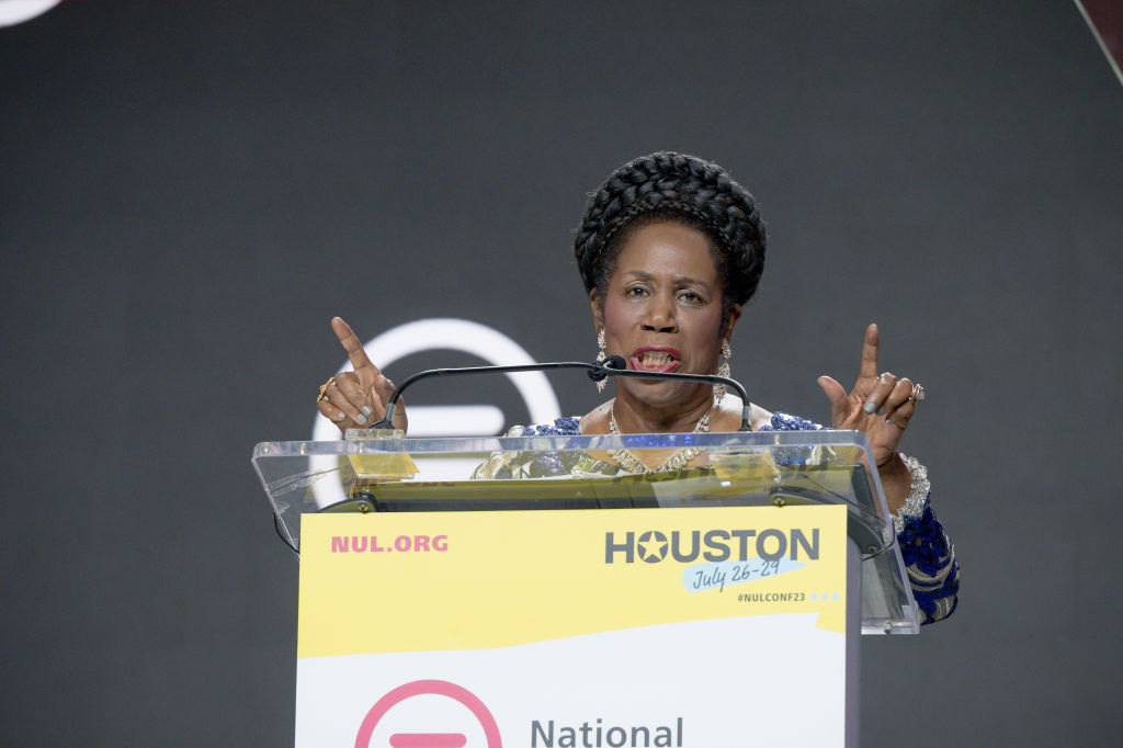 Dem Rep Claims the Moon is ‘Made Up Mostly of Gases’