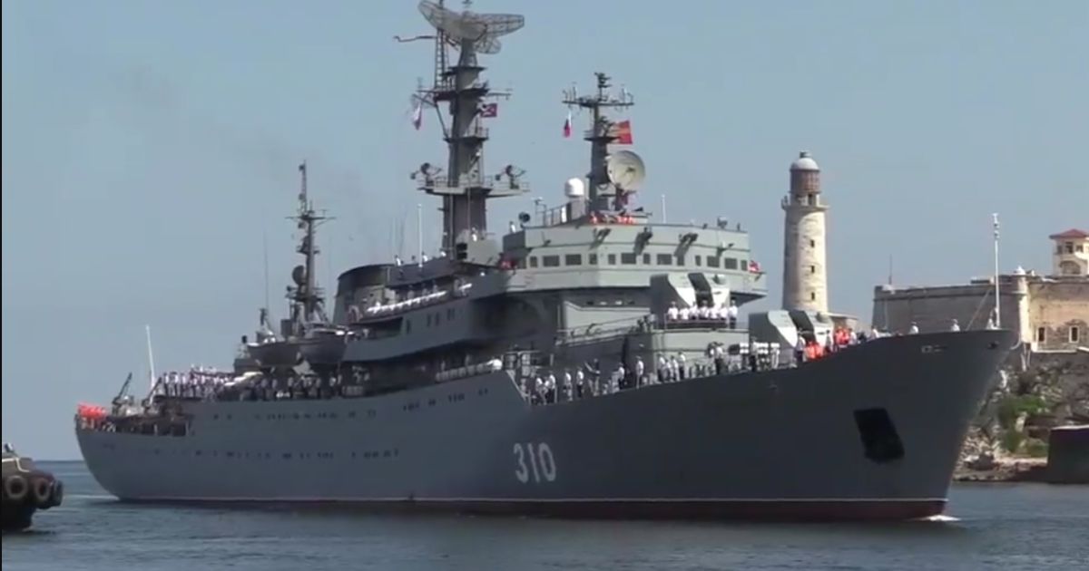 Russian Warship Docks a Stone’s Throw from US Mainland Shores