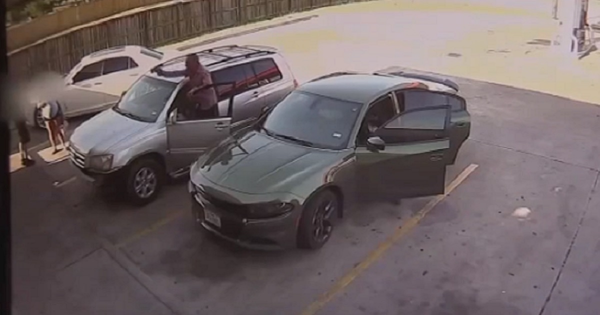 Armed Attacker Picks Wrong Pregnant Woman to Harass, Moments Later She Opens Fire: Report