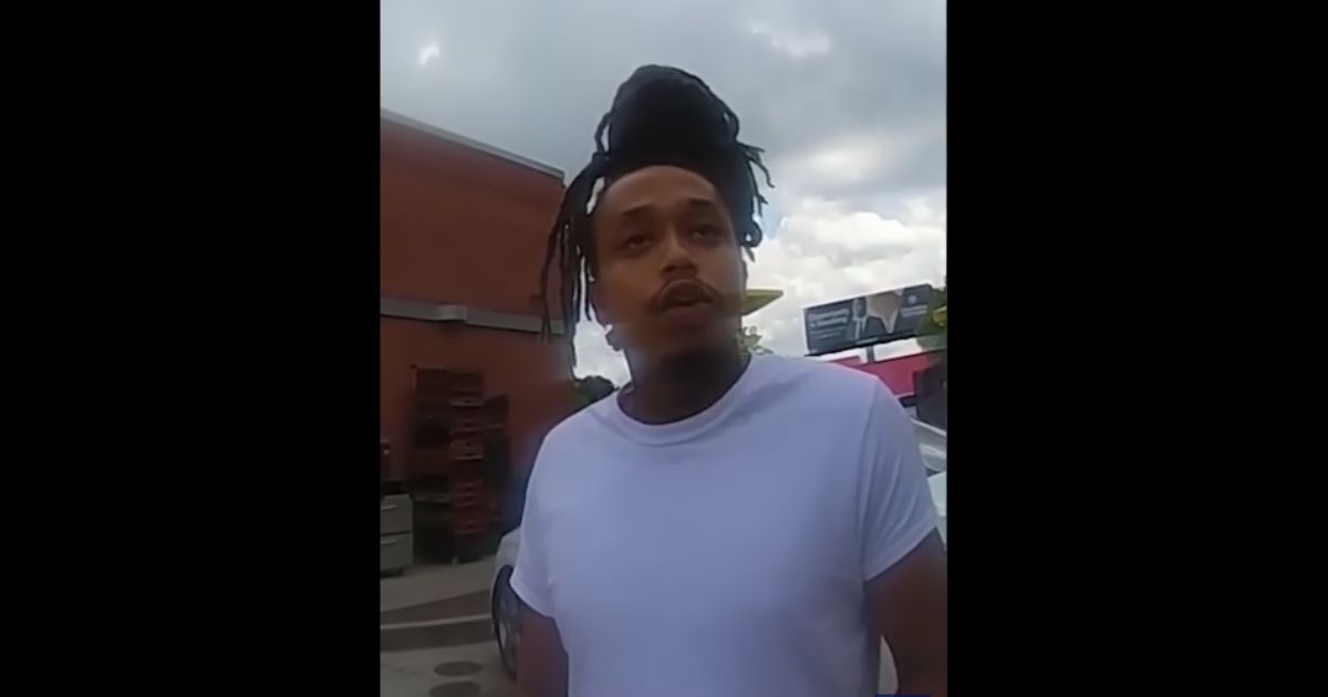 Man Calls 911 Over Cold McDonald's Fries, Cops Can't Believe Their Luck When They Run His Information