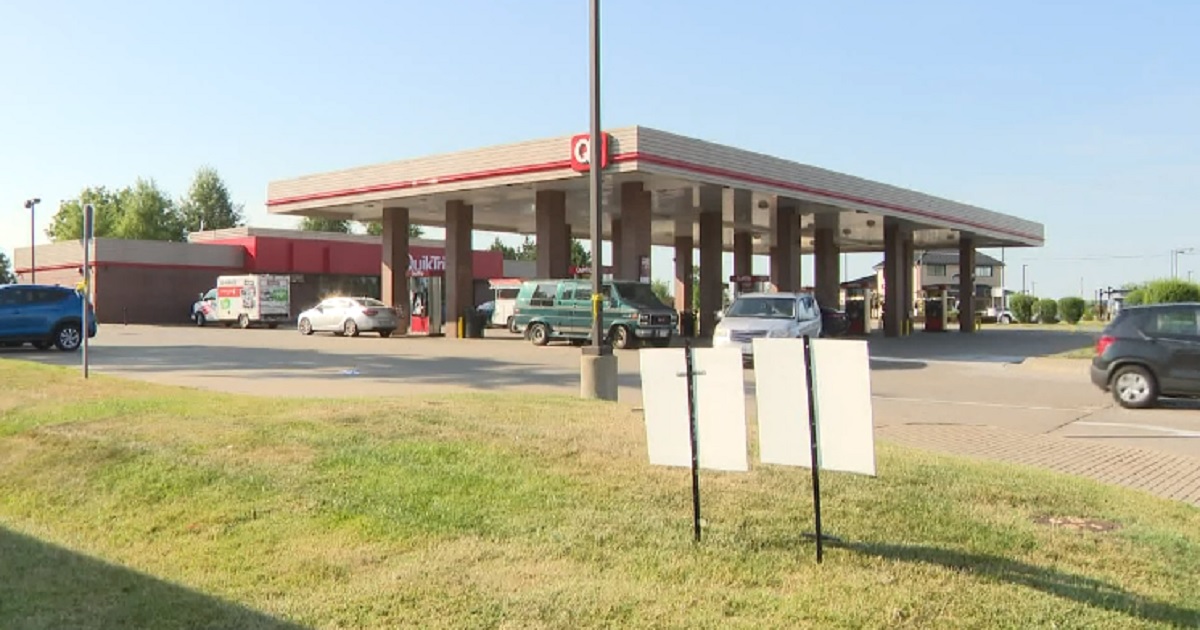 Man Notices Something Wrong at Gas Station, 4 Shots Later He's a Hero – Another Good Guy with a Gun Saves the Day