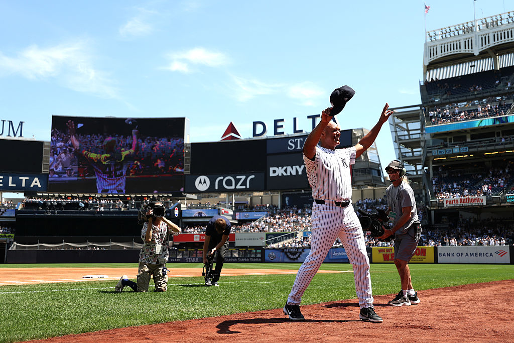 Mariano Rivera Seriously Injured During Yankees Alumni Game