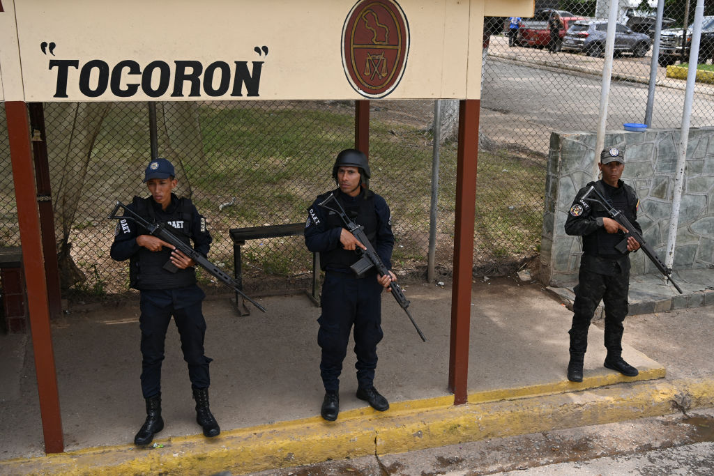 Venezuelan Prison Gang Tren de Aragua Becomes Early Target Of Trump Administration