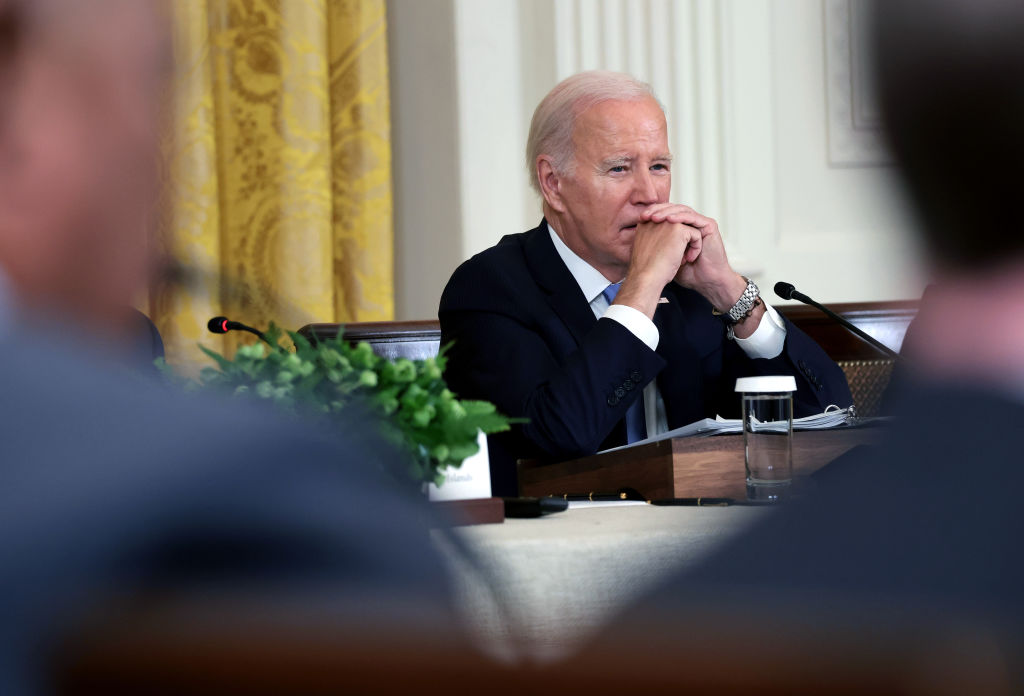 Bad News for Biden Campaign Spotted Rolling Down the Road in Ohio