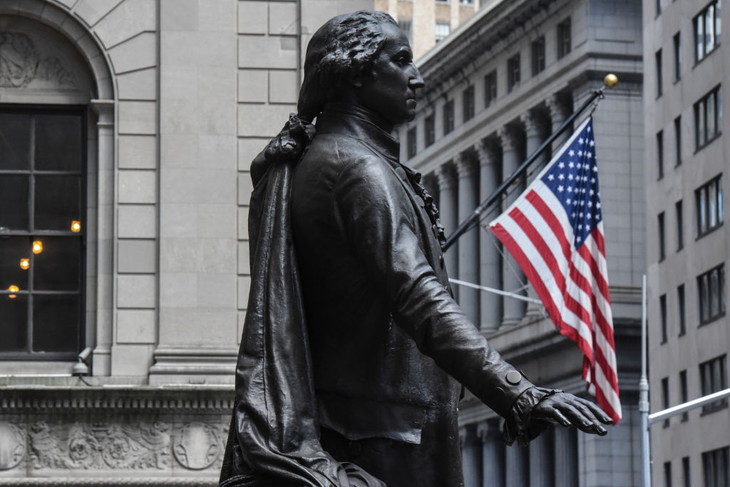 Long Island Town Offers to Take Statues of Columbus and Washington From NYC