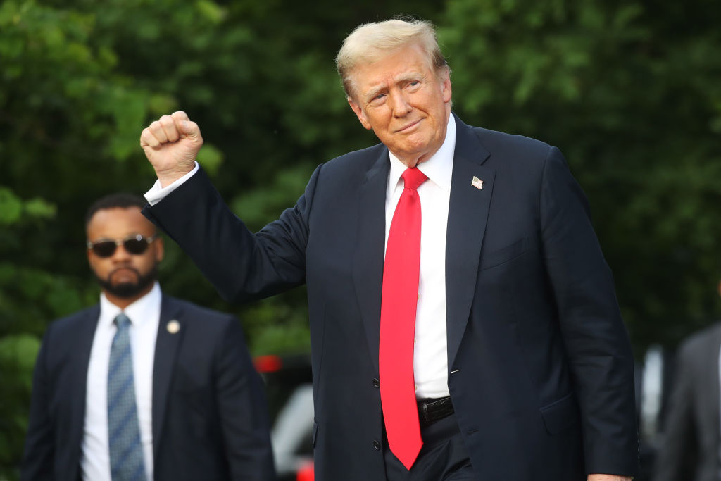 Trump Claims the ‘Toughest Business People’ Ask Him: ‘How Do You Get Up in the Morning and Put Your Pants On?’