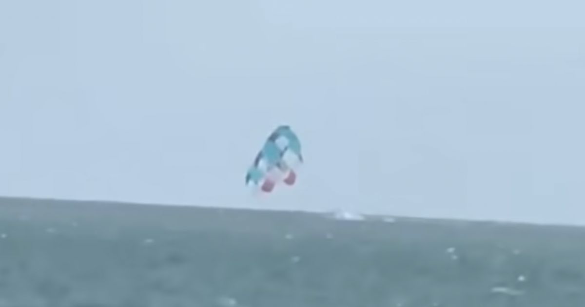 FL Captain Cuts Line on Parasailing Mom and 2 Boys, Terrifying Video Shows Deadly Aftermath