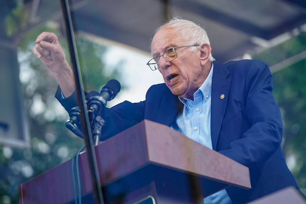 Bernie Sanders: Musk, Zuckerberg, Bezos ‘Hijacked’ US Economy