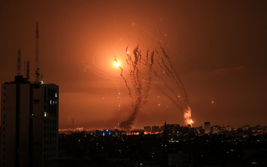 Hezbollah Chief Praises Hamas Attacks Against Israel, Avoids Announcing Full-Scale Invasion