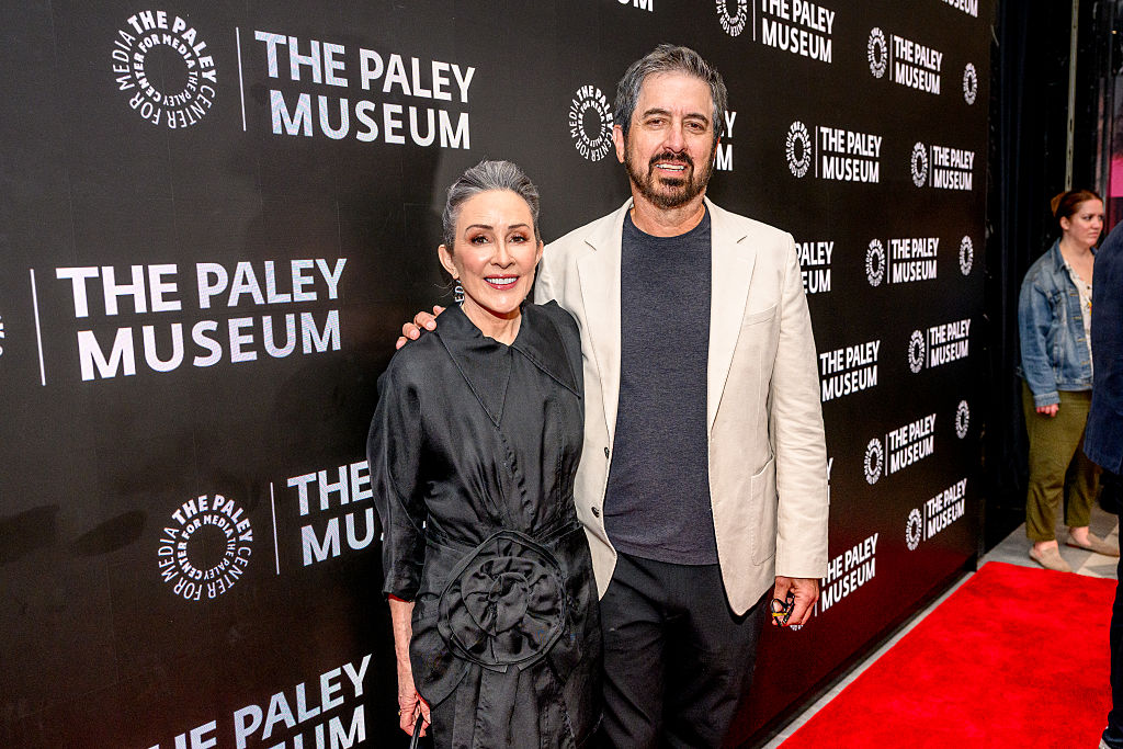 Romano Reveals How a Kiss Won Patricia Heaton Her Role as ‘Everybody Loves Raymond’ Marks 30 Years