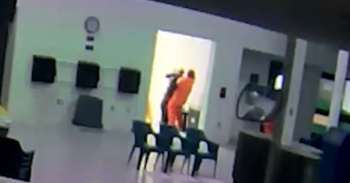 Inmates Recognized for Their Good Deed After Rushing to Save Deputy Being Strangled by Another Inmate