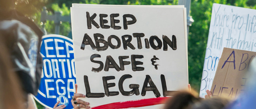 Forcing Doctors To Perform Abortions Isn’t As Popular As Democrats Think It Is, Poll Shows