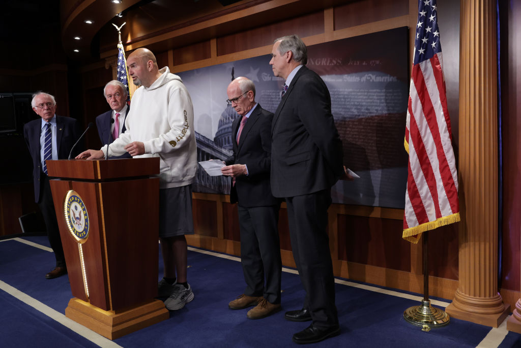 Fetterman Uses Sneaky Move to Get Away with Wearing Hoodies and Gym Shorts in Senate