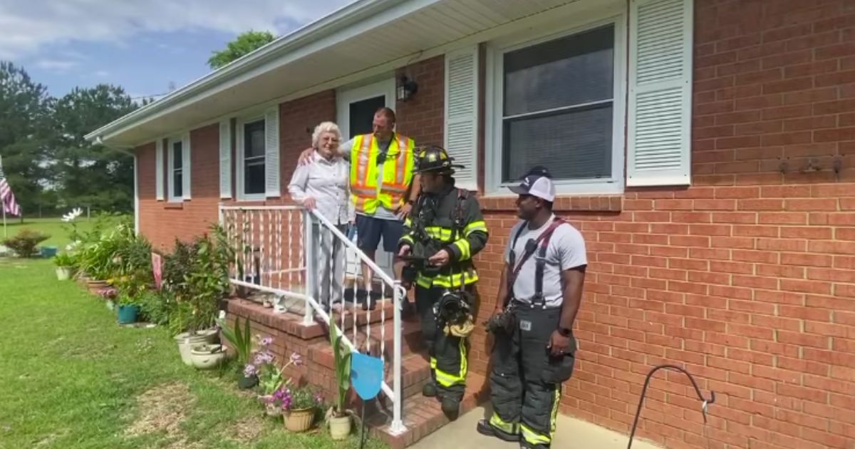 Heartwarming: Firefighters Serenade 93-Year-Old Woman After Cooking Mishap