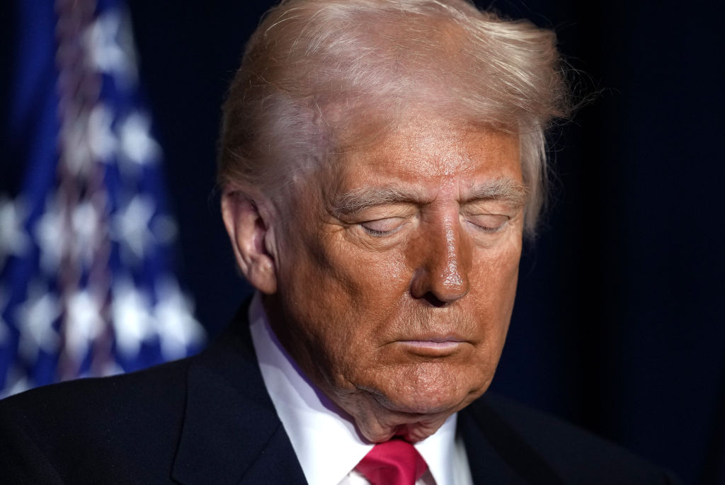 Trump Remembers Victims of DCA Air Disaster at National Prayer Breakfast