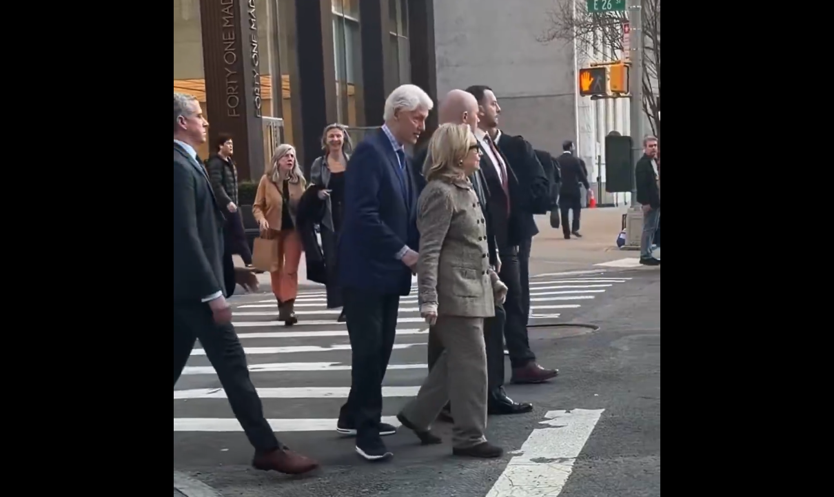 Awkward Street Moment Between Bill and Hillary Clinton Caught on Video
