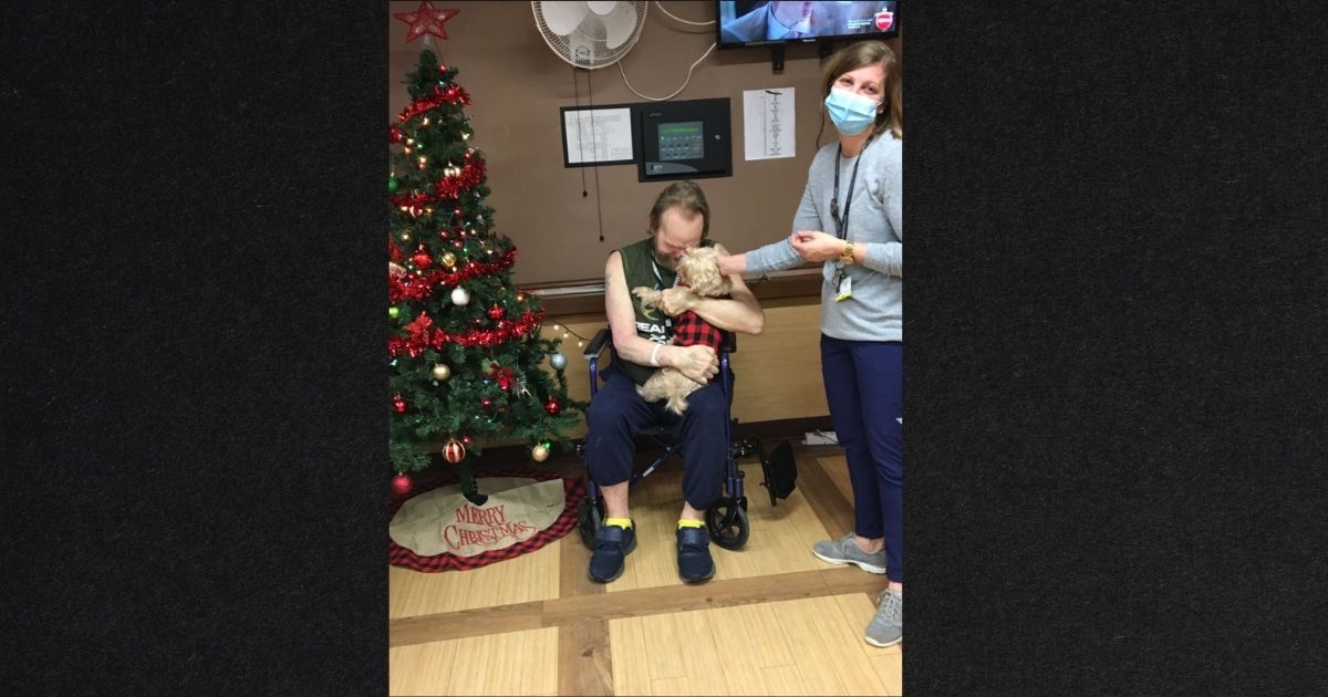 When Sick Patient Is Forced to Turn Dog Over to Shelter, Nurse Adopts It to Keep Them Together