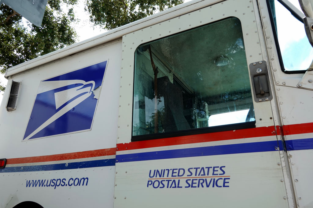 USPS Resumes Accepting Packages From Hong Kong And China After Temporary Suspension