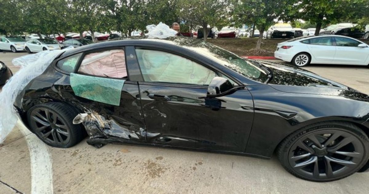 Man Drops Off $155K Tesla for Repair, Comes Back Days Later to Find It Useless: Report
