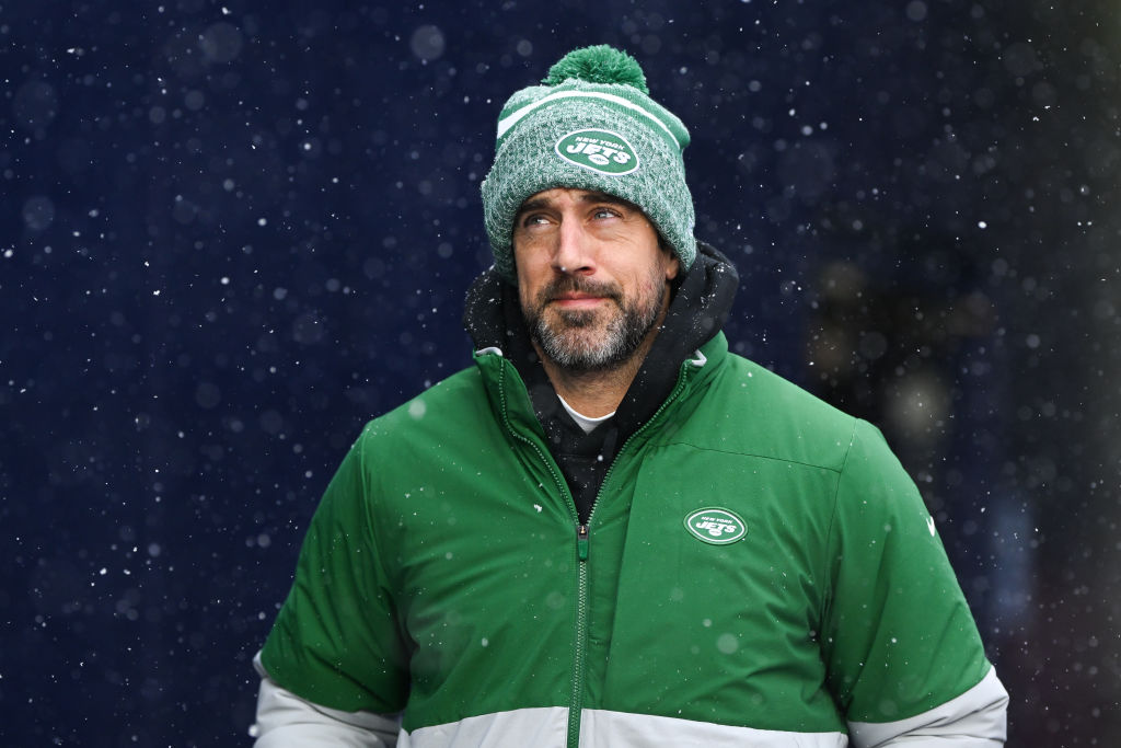 Aaron Rodgers Responds to Report on Sandy Hook Claims