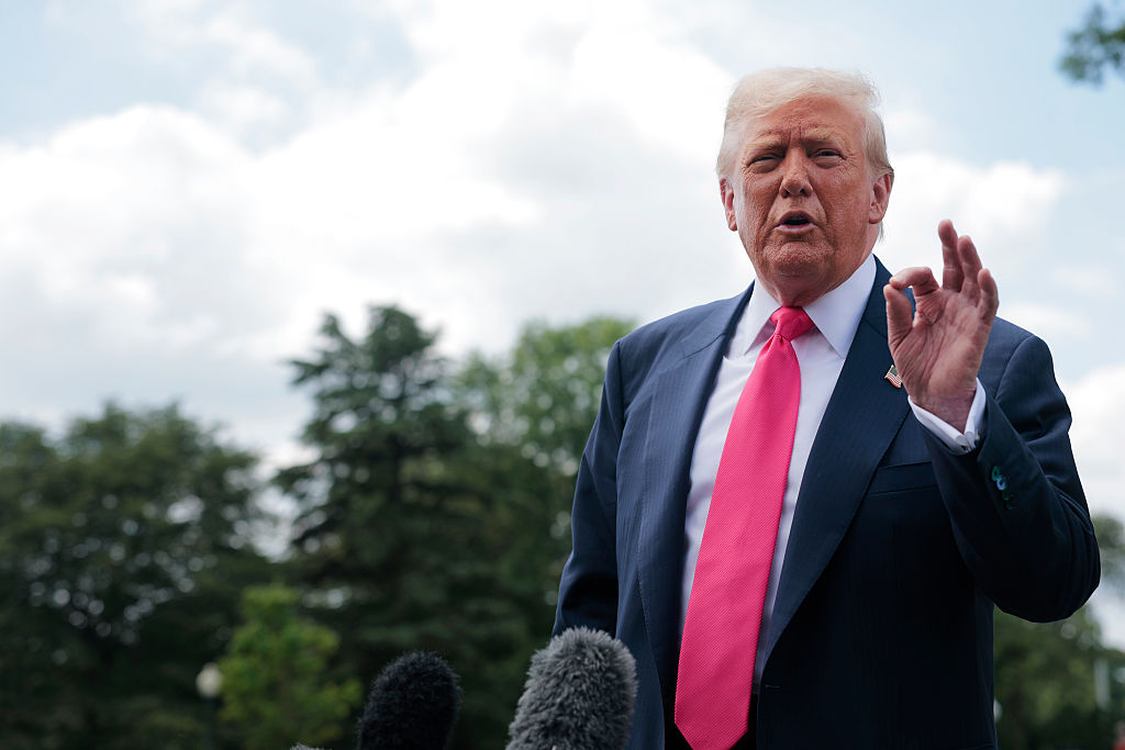 Trump Threatens To Sue WSJ Over ‘Fake’ Letter