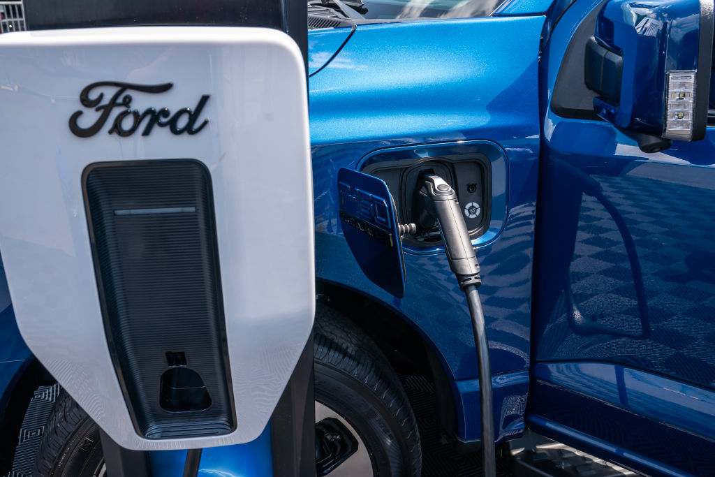 Ford Dealership Installs Diesel Generator to Power EV Chargers As Company Struggles With Transition