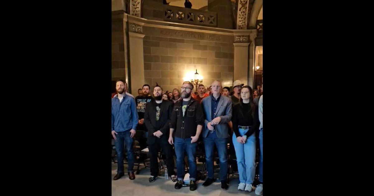 Watch: ‘All Hail the Power of Jesus’ Name’ Rings Out Through State Capitol as Christians Push to Abolish Abortion