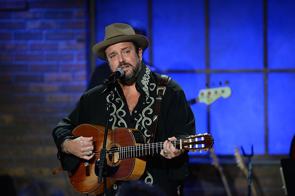 Mavericks Frontman Raul Malo Dies at 60