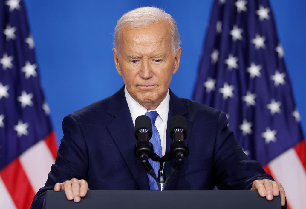Hegseth to Return Memorial Biden Tore Down in Arlington National Cemetery