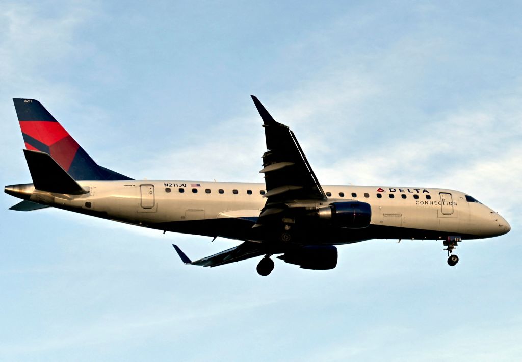 Rolled ‘Off the Runway’: Passenger Jet Loses Nose Wheel Before Takeoff