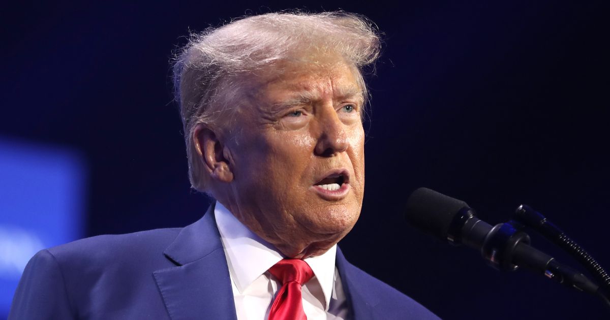 Trump Blasted for His Answer to Whether a Man Can Become a Woman