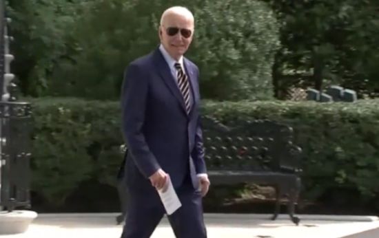 Biden Smirks Again as He Refuses Questions About Maui Fires, Later Uses Small Stairs to Board AF1