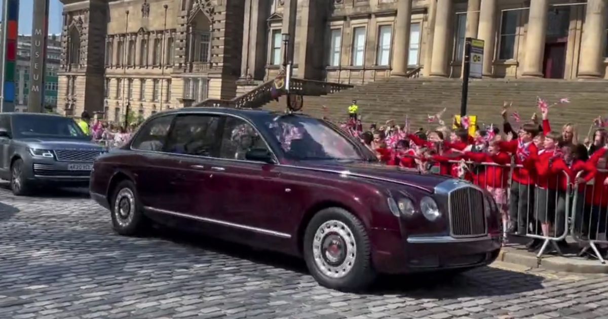 Protests Against Charles III ‘Drowned Out’ by School Kids – Or Were They?