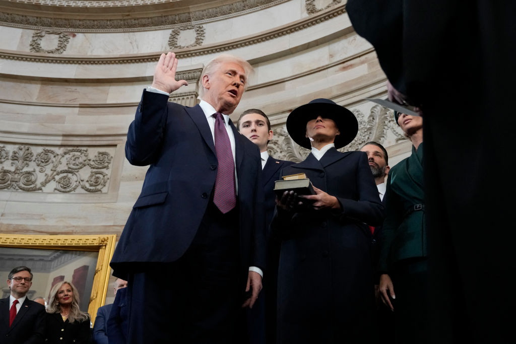 Trump’s Hand Not on Bible When He Takes Oath