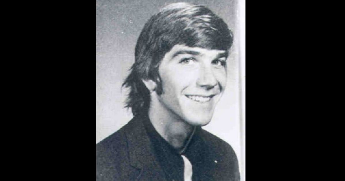 45-Year-Old Cold Case Heats Up After Crucial Piece of Evidence Is Discovered Underwater