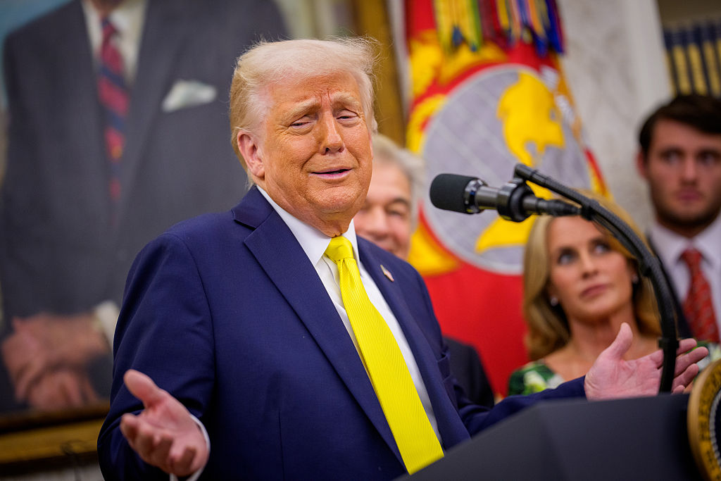 Trump Endorses Both GOP Candidates in Arizona Race