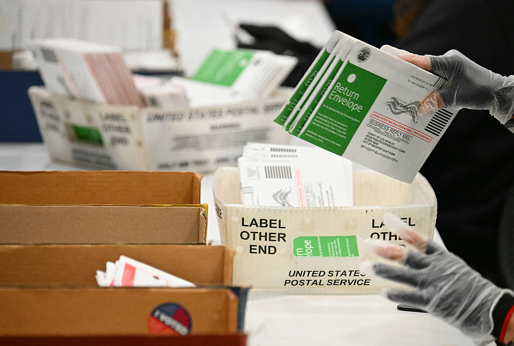 Postmaster to Stop Delivery of Mail-in Ballots in Certain States