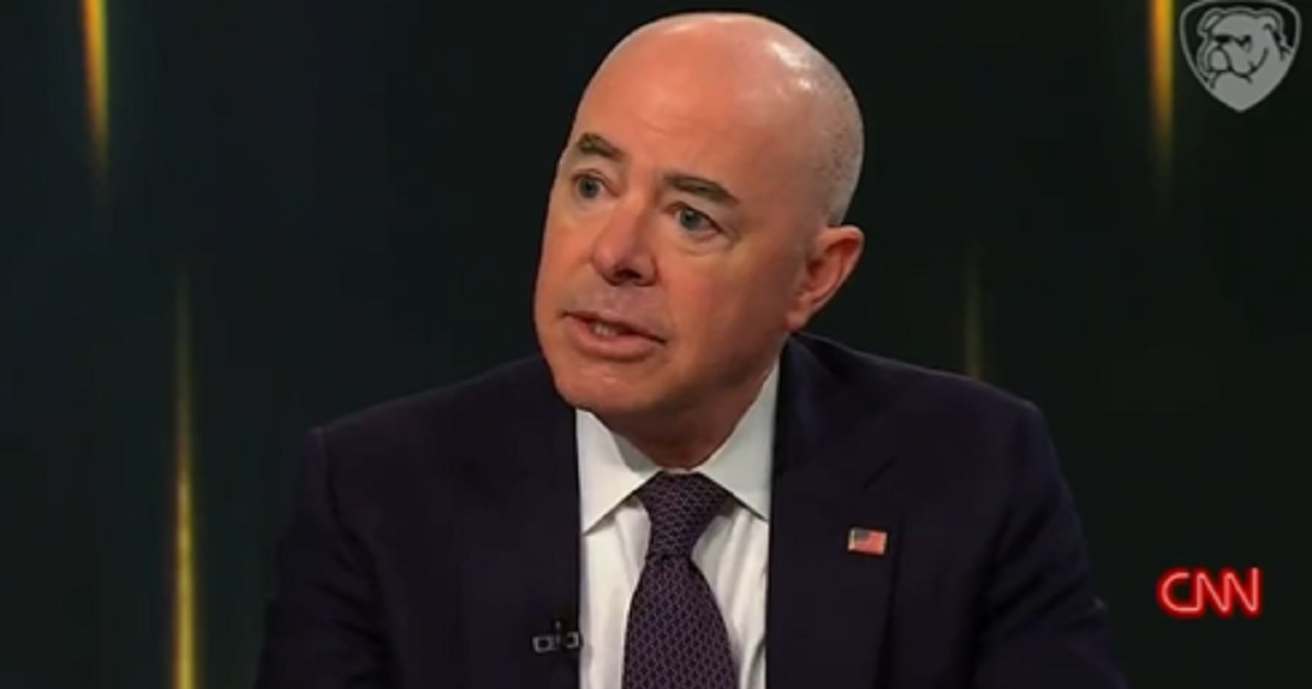 Mayorkas Refuses to Resign, Declares US a ‘Place of Refuge’ for World’s Immigrants