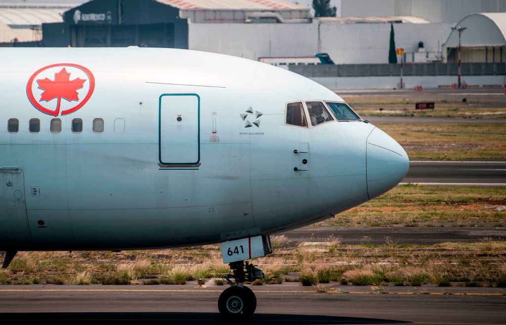 Electric Vehicles to Hit the Skies: Air Canada Orders 30 Plug-In Planes, But Only a Few Passengers Can Ride