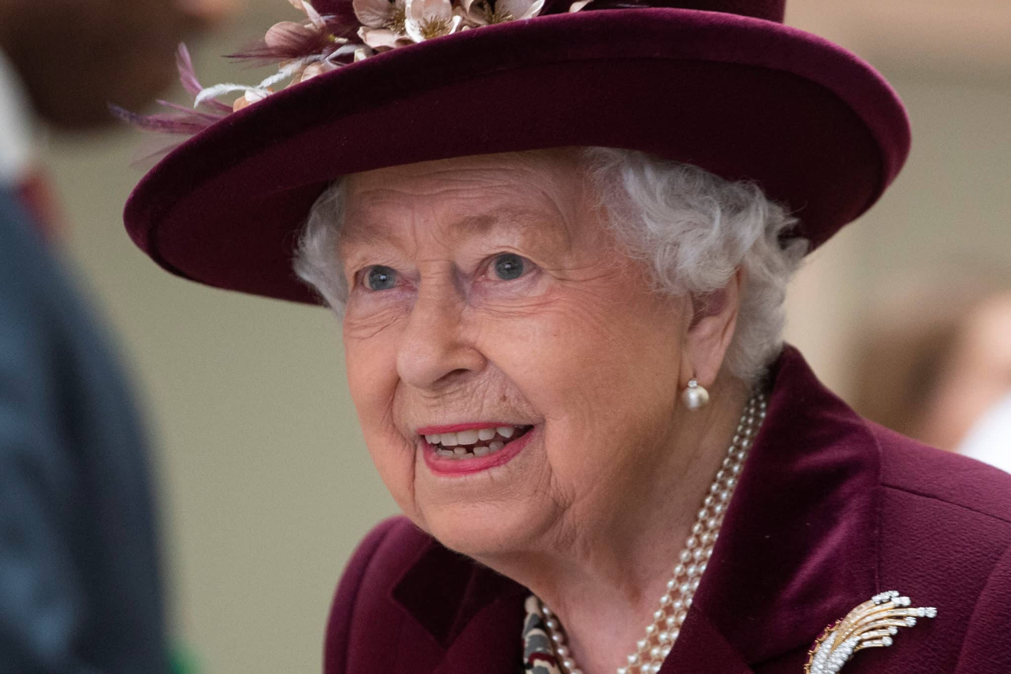 ‘We’ll Meet Again’: Queen Elizabeth Invokes WW2 Spirit to Defeat Coronavirus
