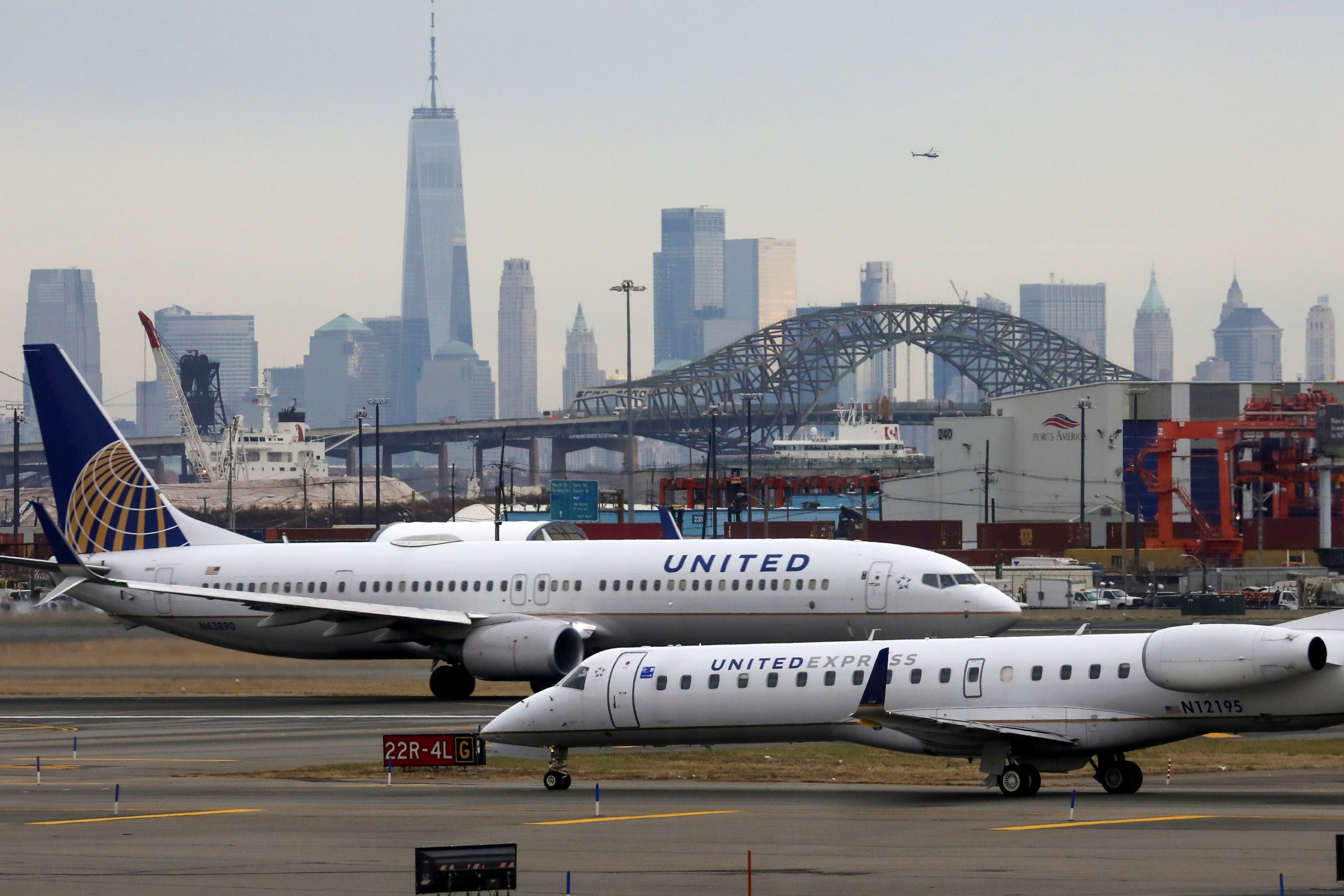 United Airlines Sending ‘Gut Punch’ Furlough Warnings to 36,000 Workers