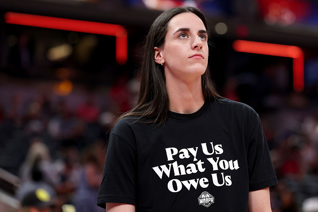 T-Shirts Worn by WNBA Stars Fuel Widespread Online Debate