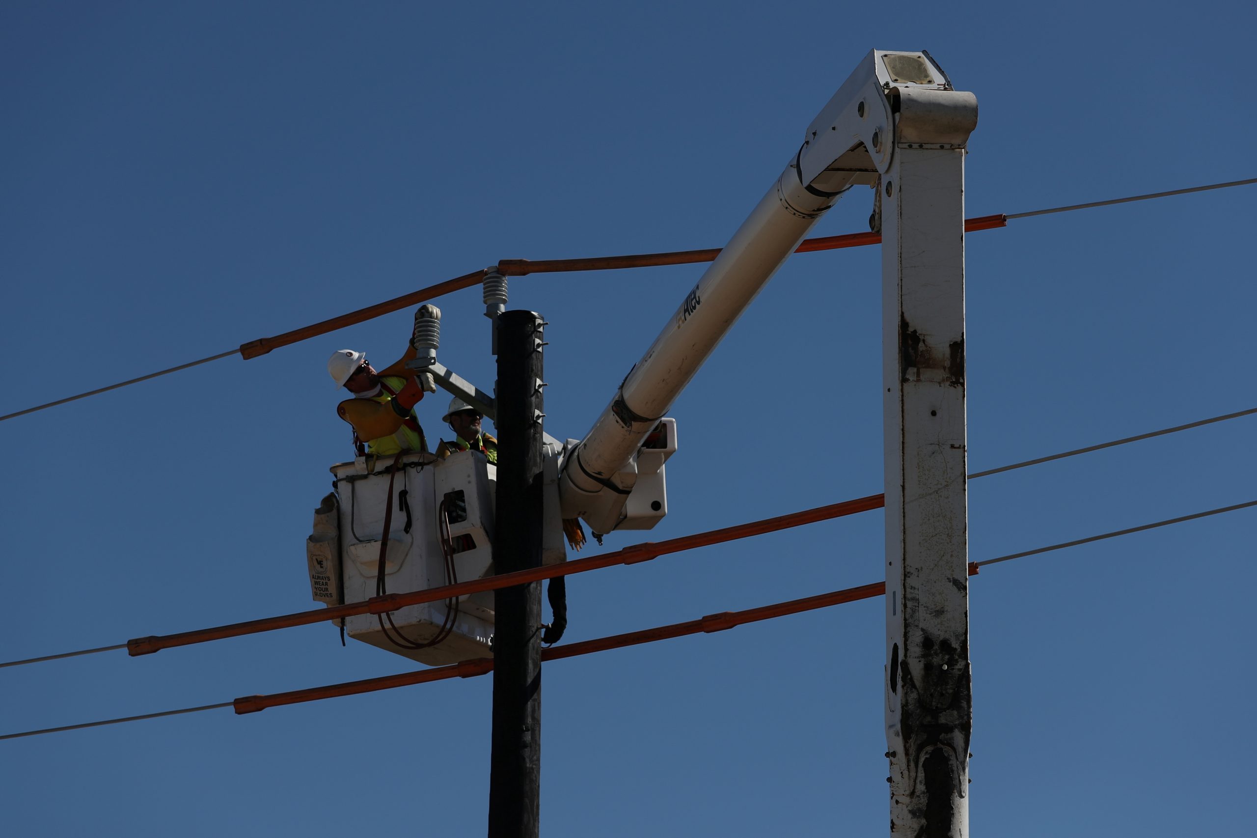 Texas Lawmakers Kick off Investigation Into Deadly Power Blackout