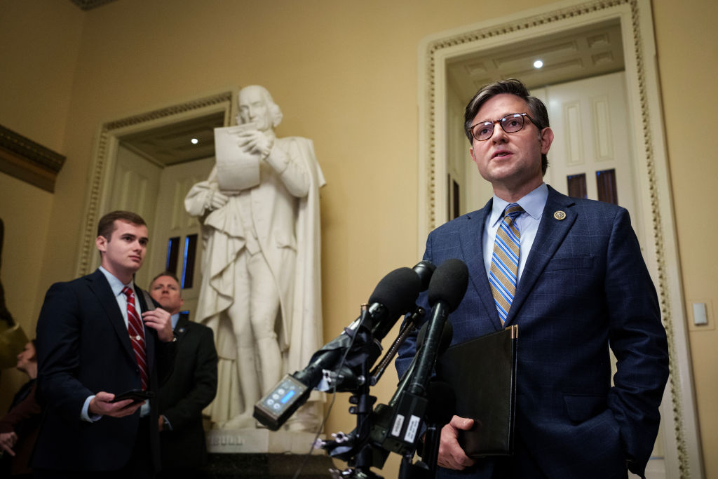 Conservatives Erupt After Border Deal Is Finally Revealed: ‘Even Worse Than We Expected’
