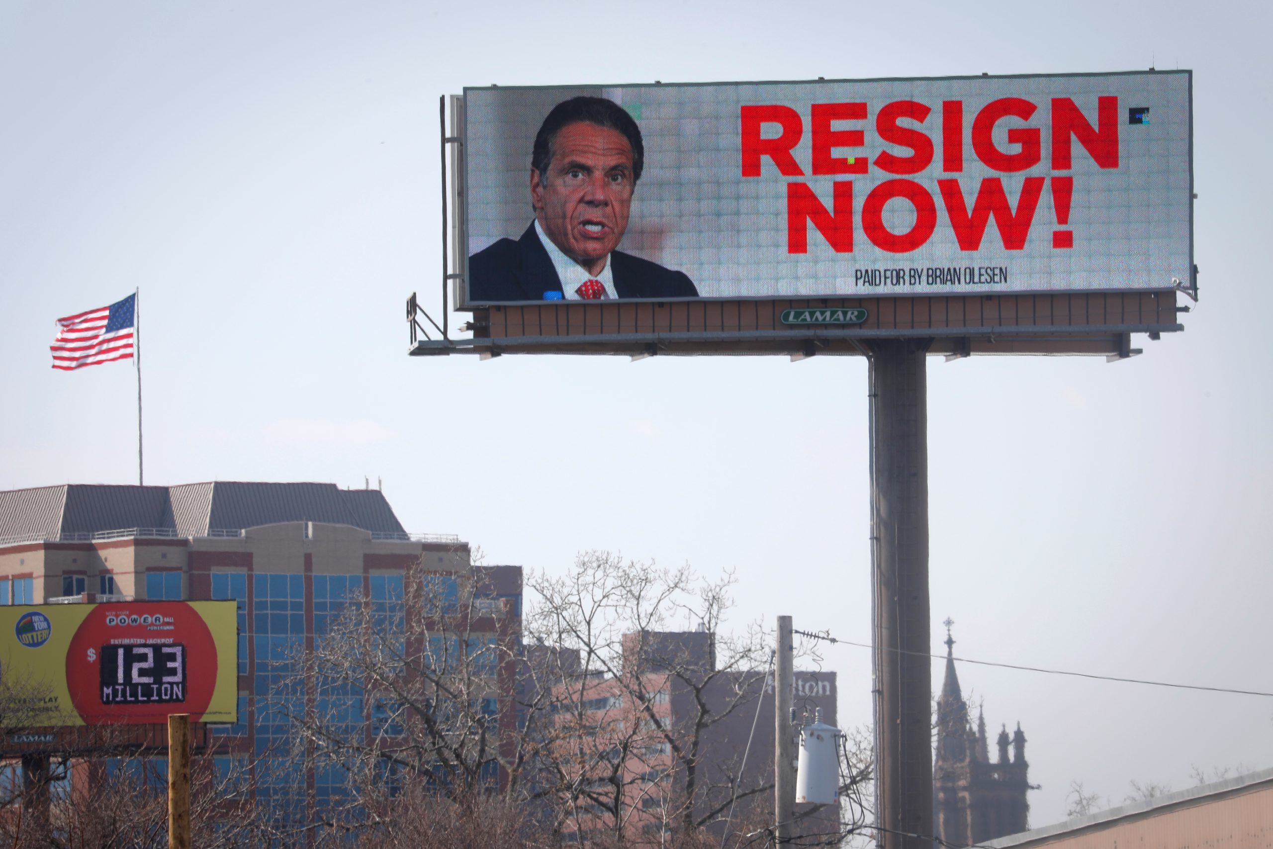 Former NY Governor Calls Cuomo’s 14-Day Resignation Timeline ‘Suspicious’