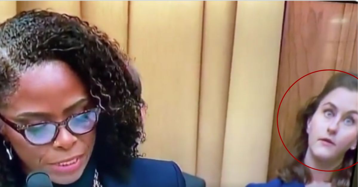 Video: People Creeped Out by What Staffer Is Captured Doing Behind Democrat