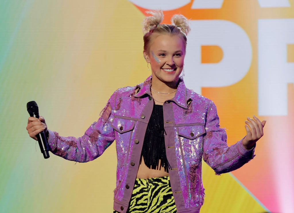 JoJo Siwa Slams Candace Cameron Bure Over ‘Traditional Marriage’ Comments